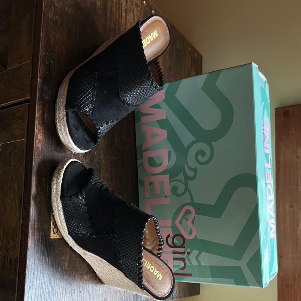 Madeline Women's Black Wedge Sandals